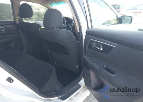 2015 Nissan Altima 2.5 S z USA, uszkodzony, nr VIN 1N4AL3AP4FN405496